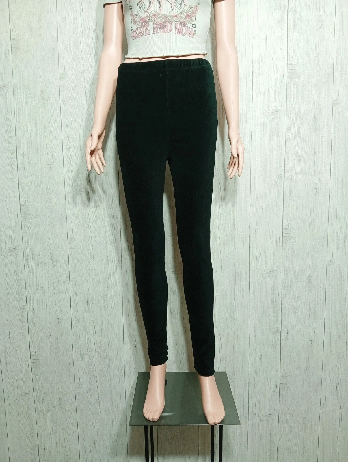 Leggins femme- taille L/40- couleur noir – taille L / 40 / 12