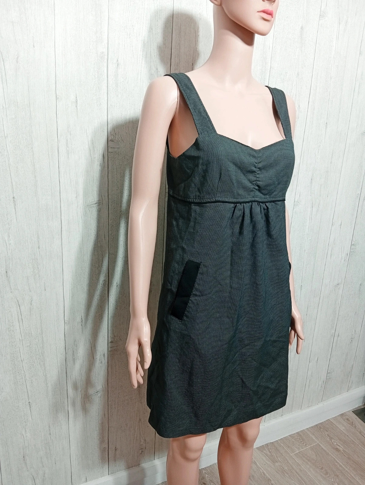 Robe femme- Taille M/38- cache cache - couleur gris et noir – Cache Cache – taille M / 38 / 10 4