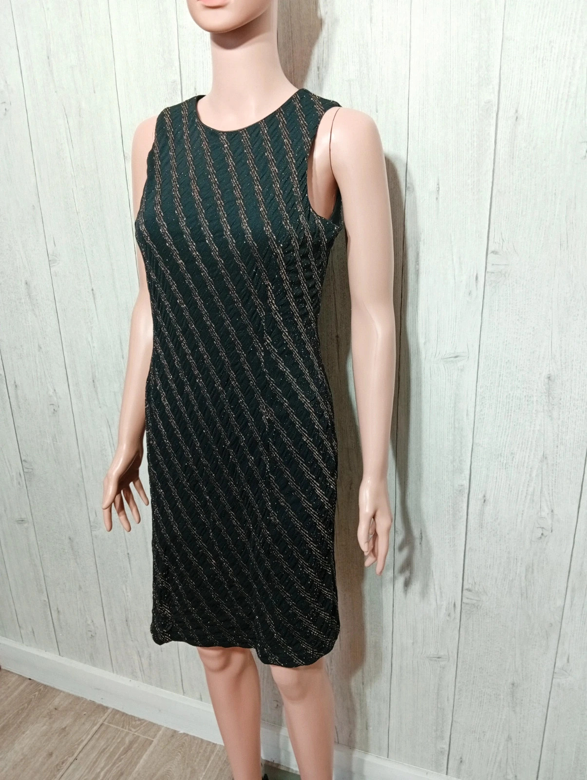Robe femme - Taille M/38 - promod- couleur noir et dore – Promod – taille M / 38 / 10 5