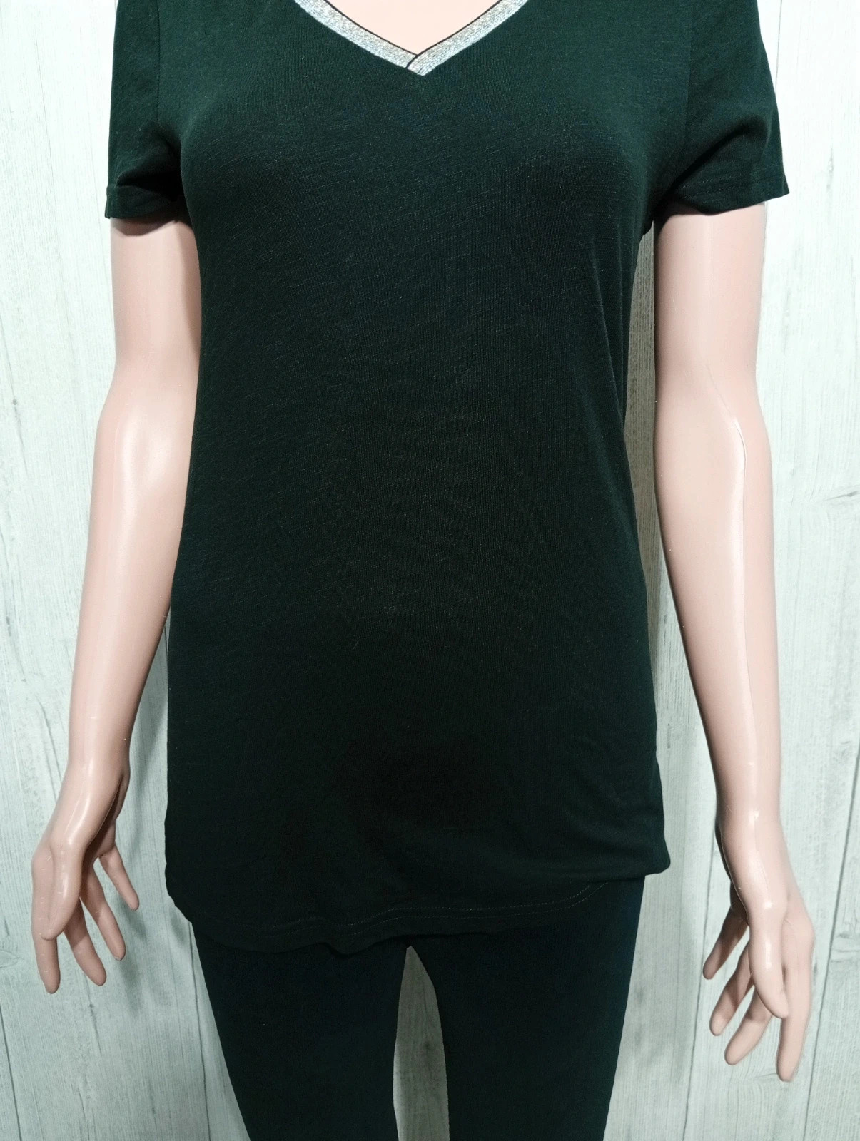 T-shirt manche courte - taille M/38 - couleur noir et argente – taille M / 38 / 10 3