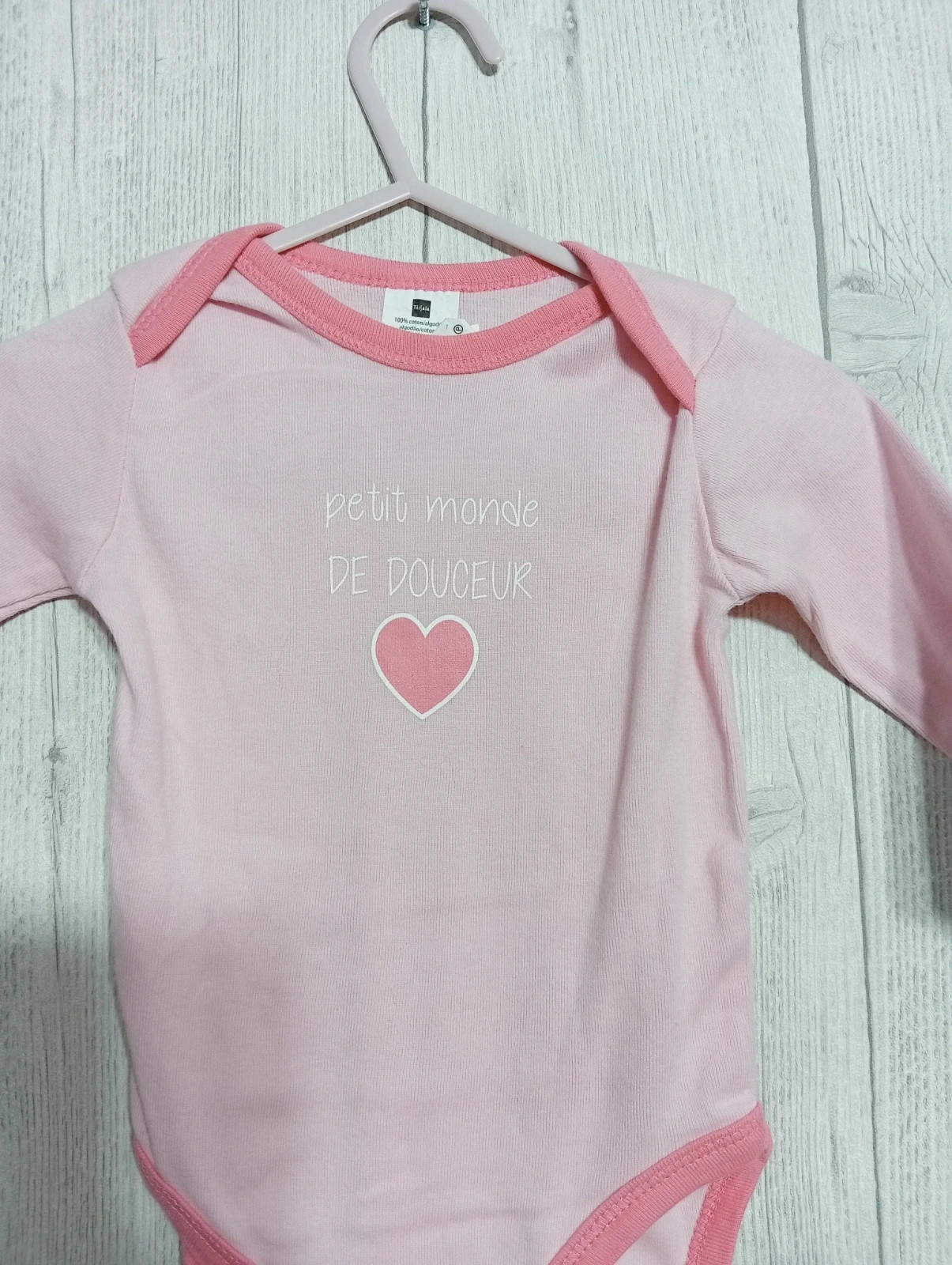 Bodies fille- taille 3 mois - tissaia - Couleur rose fushia blanc – Tissaia – taille 1-3 mois / 56 cm 2