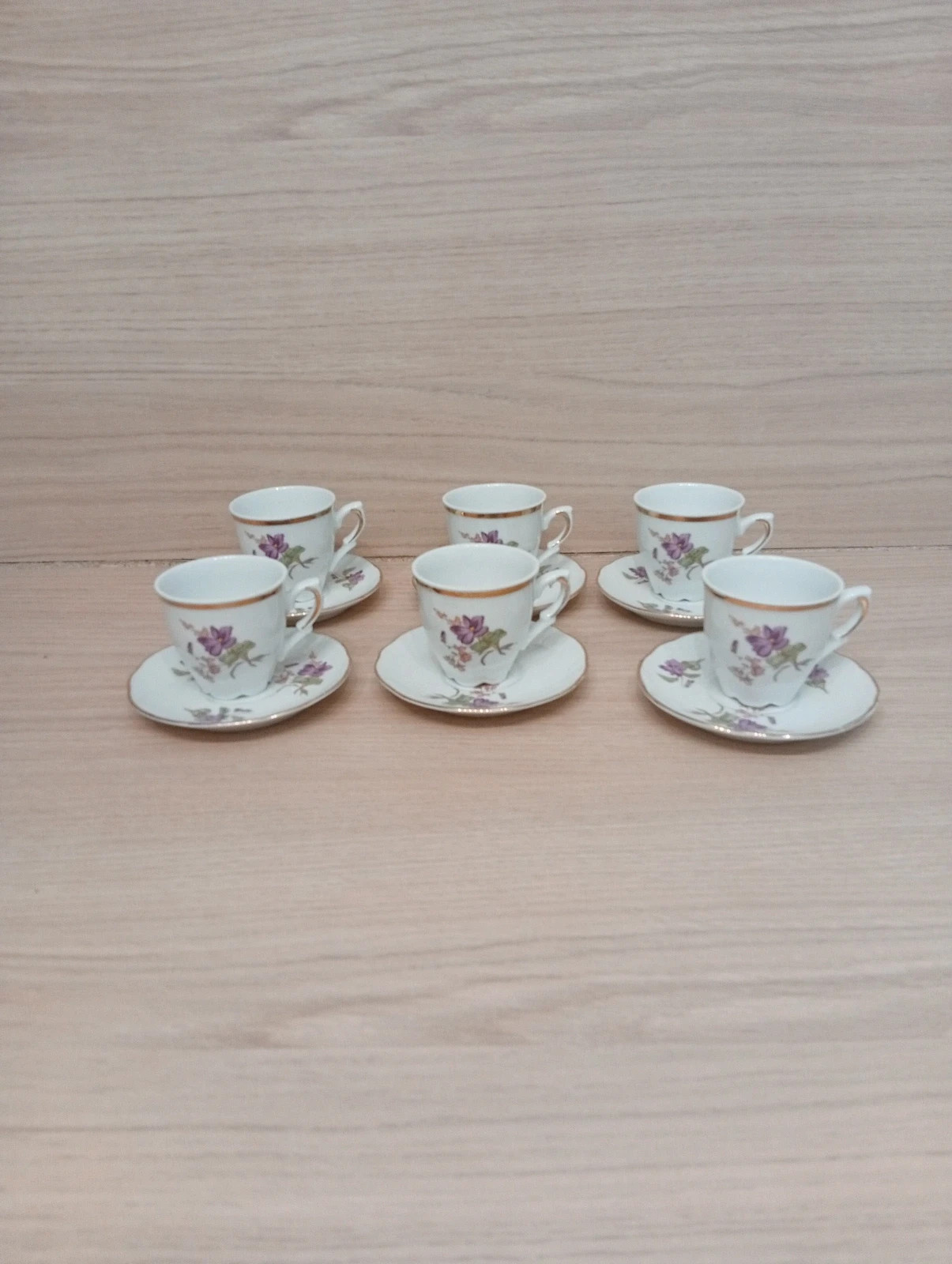 Lot de 6 tasses et 6 sous tasses à café- – FD Chauvigny