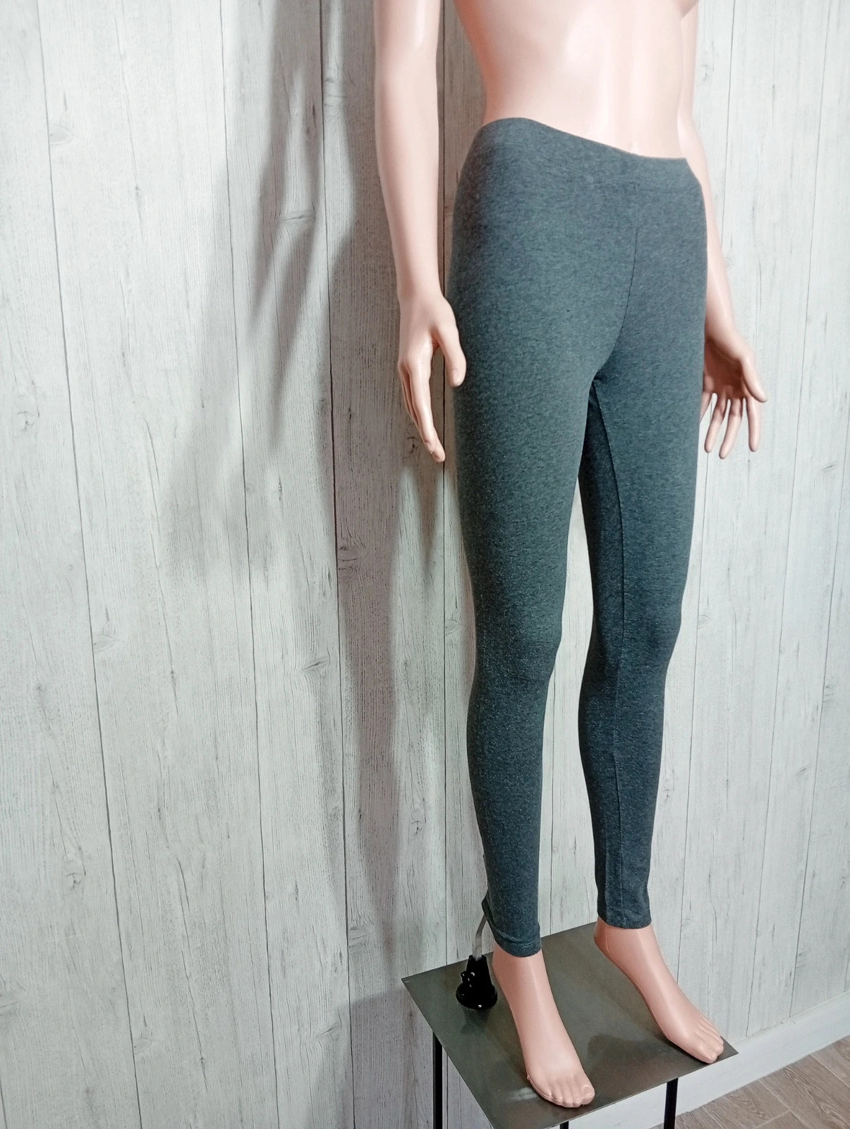 Leggins femme- taille M/38- Esmara - couleur gris – Esmara – taille M / 38 / 10 4