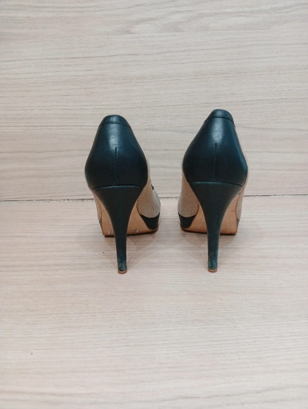 Chaussures à talon femme- Taille 37 - bocage - couleur beige et noir – Bocage – taille 37 3