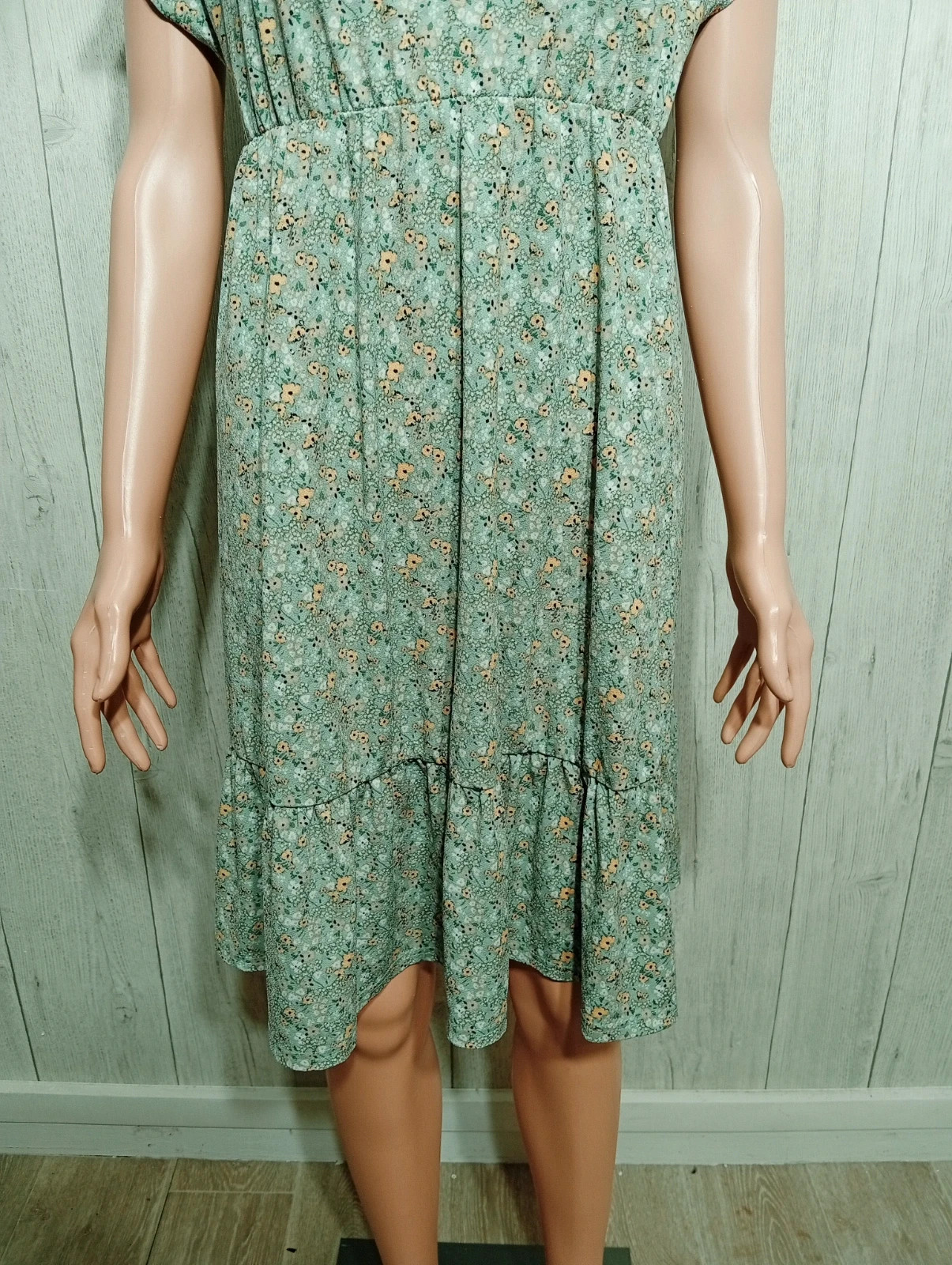 Robe femme - Taille M/38- La Halle - couleur menthe jaune et blanc – La Halle – taille M / 38 / 10 3