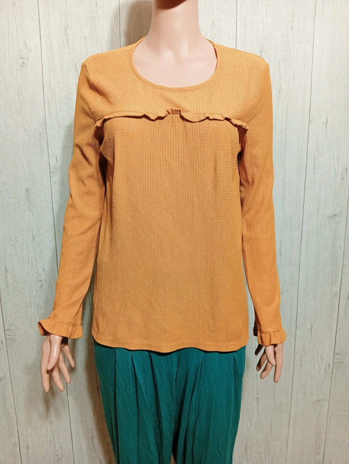 Blouse manche longue femme- Taille M/38 - kiabi- couleur moutarde – Kiabi – taille M / 38 / 10