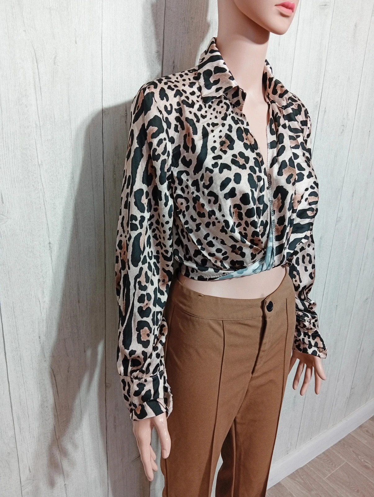 Blouse femme- Taille 36/38- couleur noir et beige – taille M / 38 / 10 3