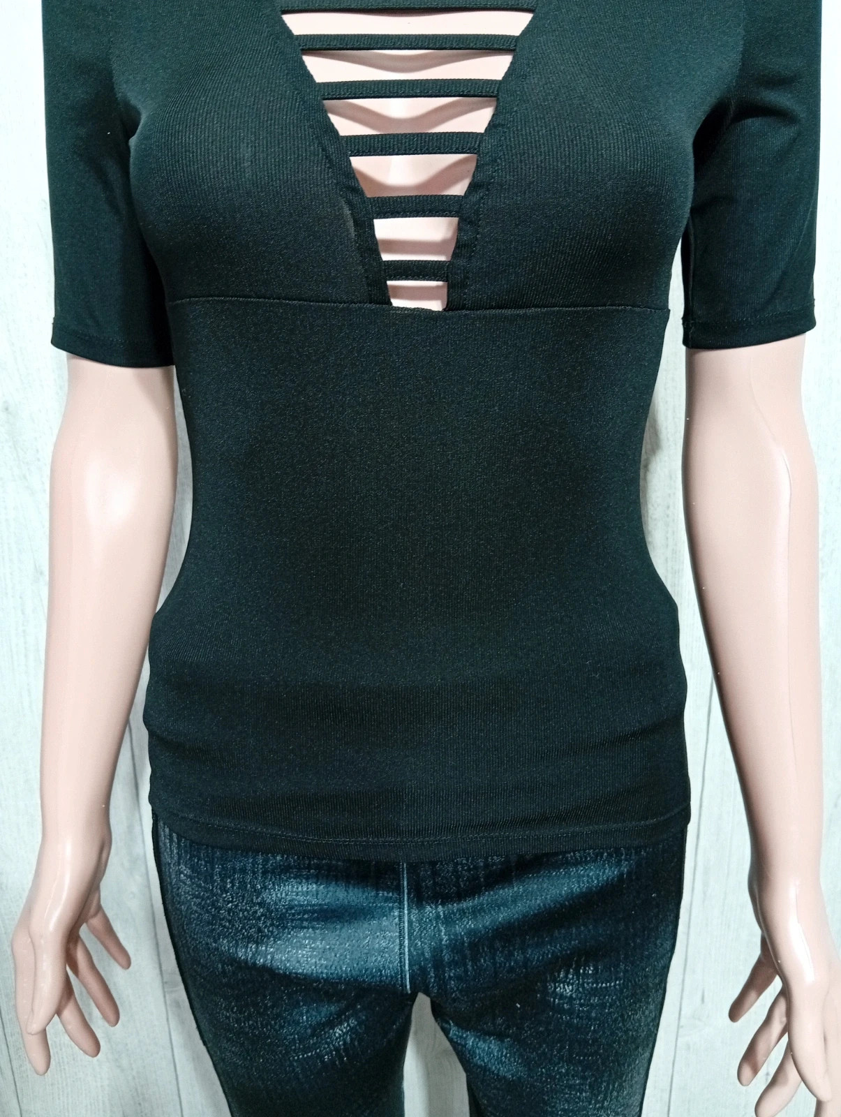 T-shirt manche courte fille- Taille XS/14ans( 160 cm) -H&M- couleur noir – H&M – taille 14 ans / 164 cm 3