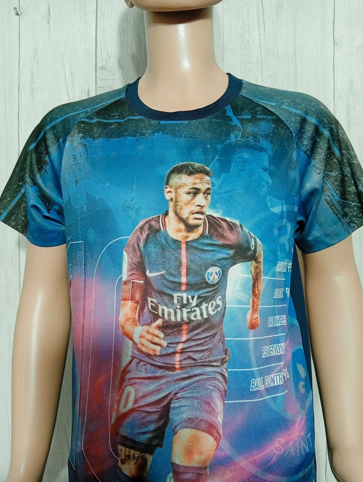 T-shirt manche courte garcon- Taille 12ans - paris saint Germain- Couleur bleu et marine – Paris Saint-Germain – taille 12 ans / 152 cm 2