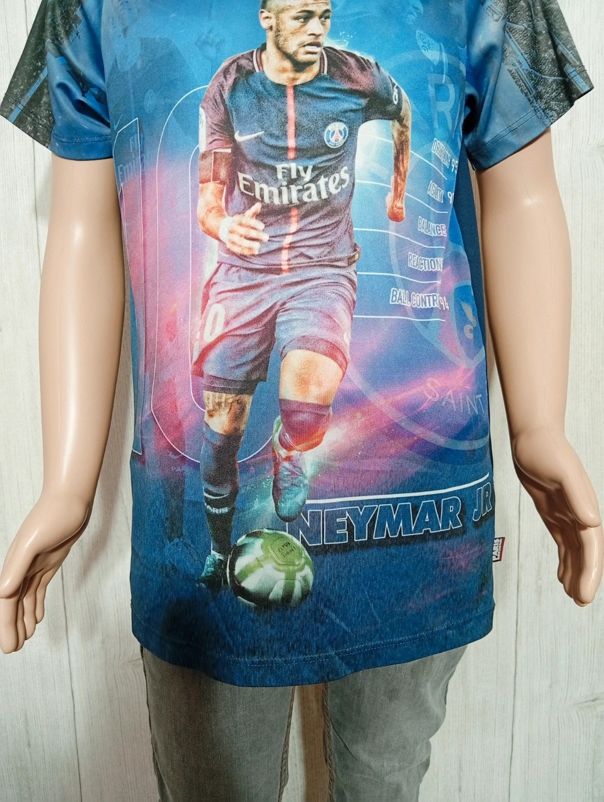 T-shirt manche courte garcon- Taille 12ans - paris saint Germain- Couleur bleu et marine – Paris Saint-Germain – taille 12 ans / 152 cm 3