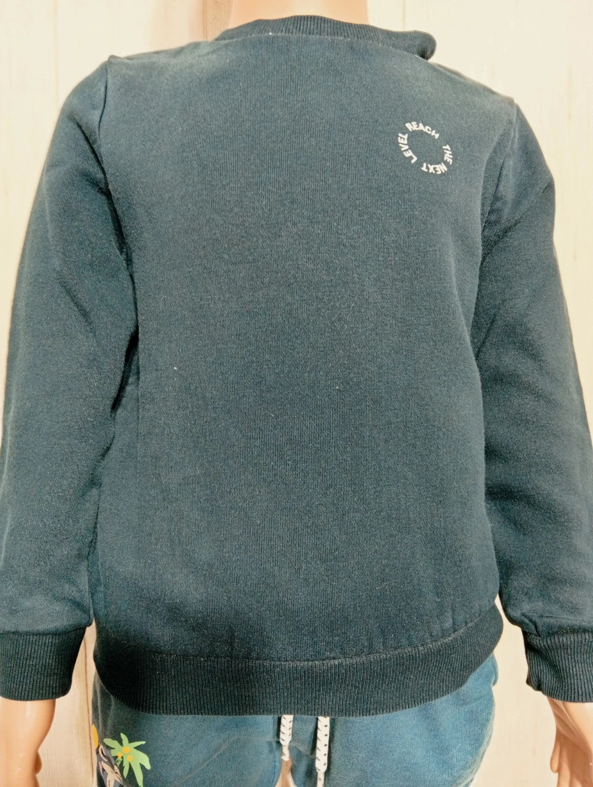 Pull garçon- Taille 4 ans ( 98/108 cm) - kiabi- couleur marine et blanc – Kiabi – taille 4 ans / 104 cm 2