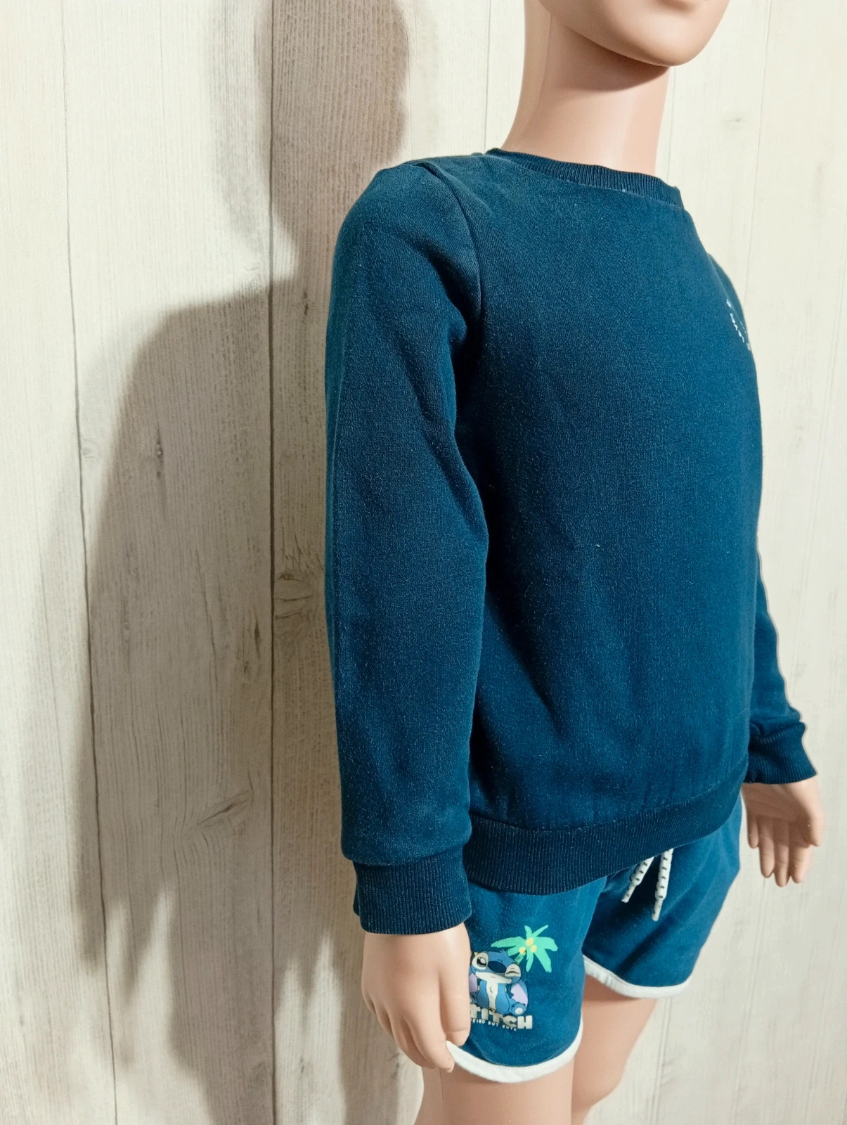 Pull garçon- Taille 4 ans ( 98/108 cm) - kiabi- couleur marine et blanc – Kiabi – taille 4 ans / 104 cm 3