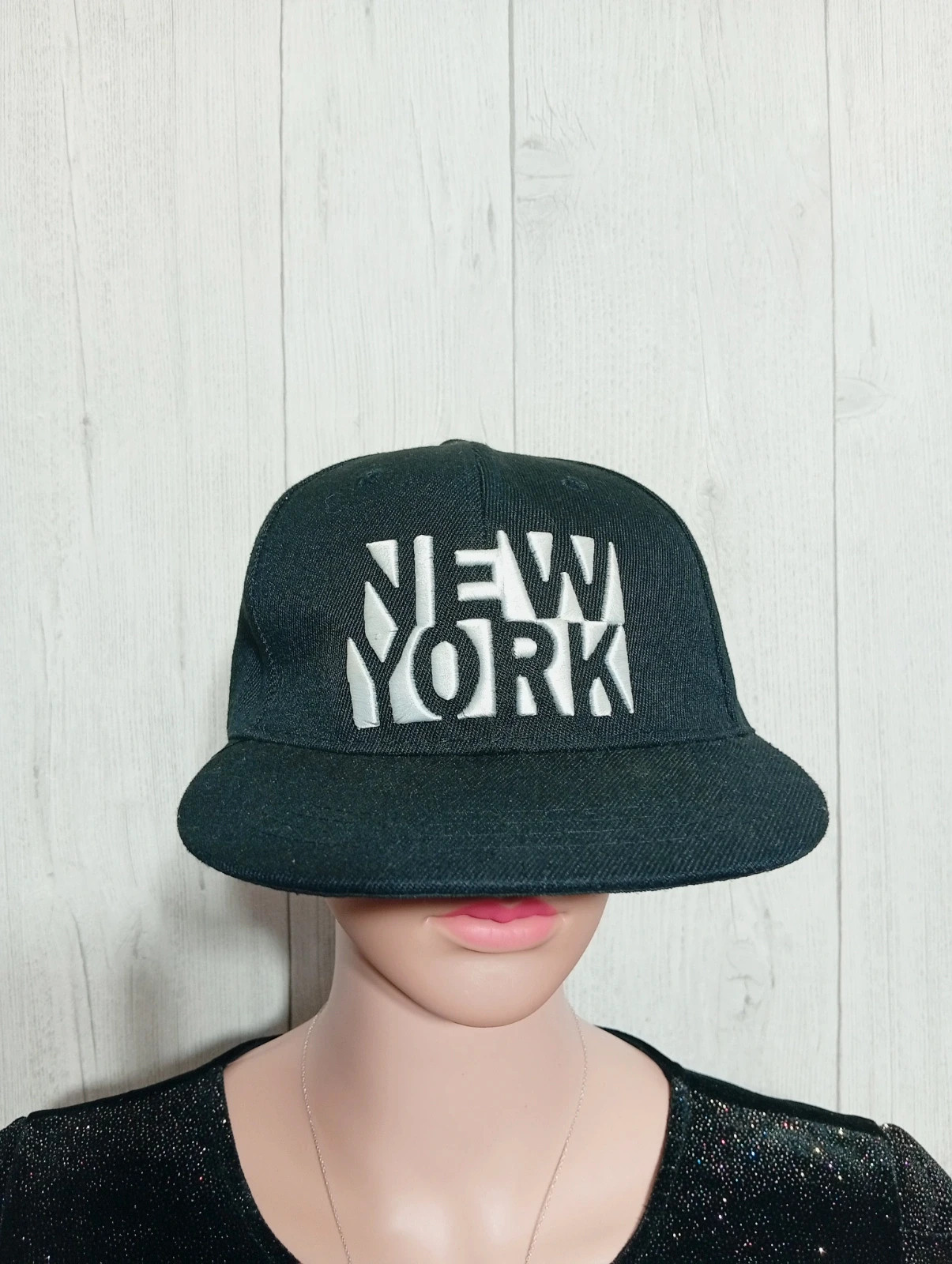 Casquette homme- Taille 56 cm - New York - couleur noir et blanc – New York – taille 56