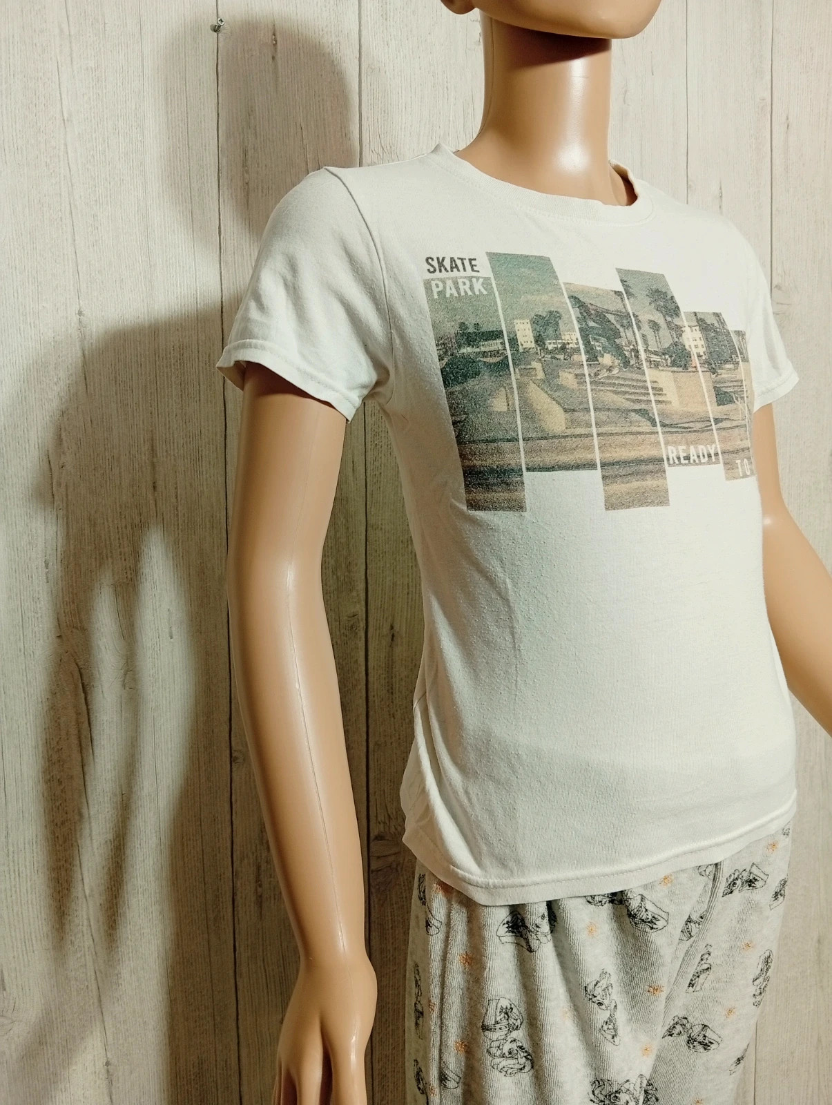 T-shirt garcon- Taille 6 ans (114/119 cm) - kiabi- couleur blanc – Kiabi – taille 6 ans / 116 cm 4