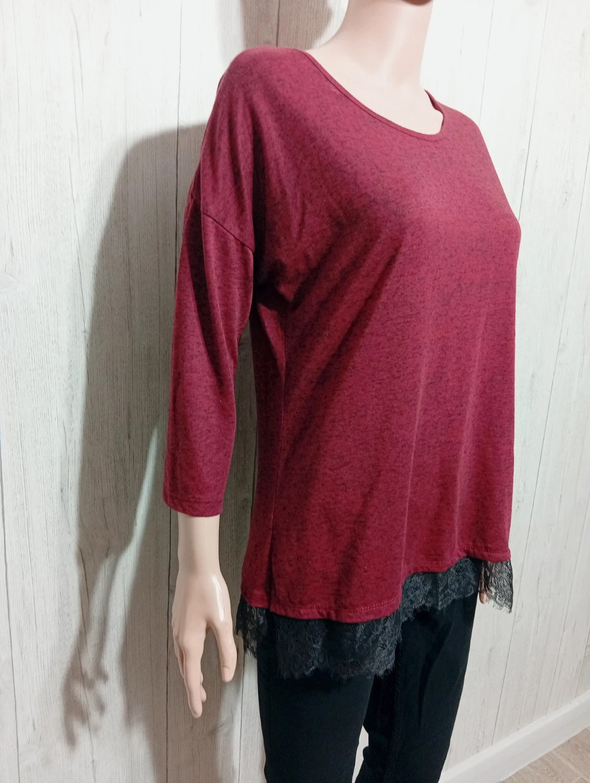 Blouse femme- Taille M/38- Kiabi - couleur noir et bordeaux – Kiabi – taille M / 38 / 10 4