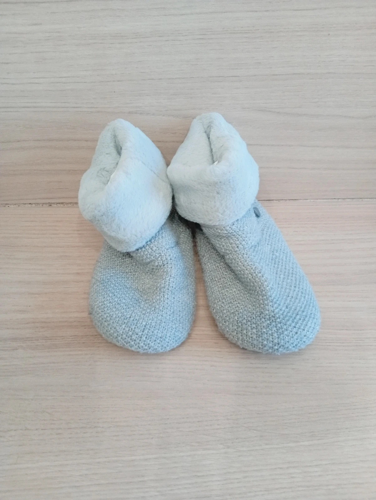 Chaussons fille - Taille 31/32- Okaidi - couleur gris – Okaïdi – taille 31 2