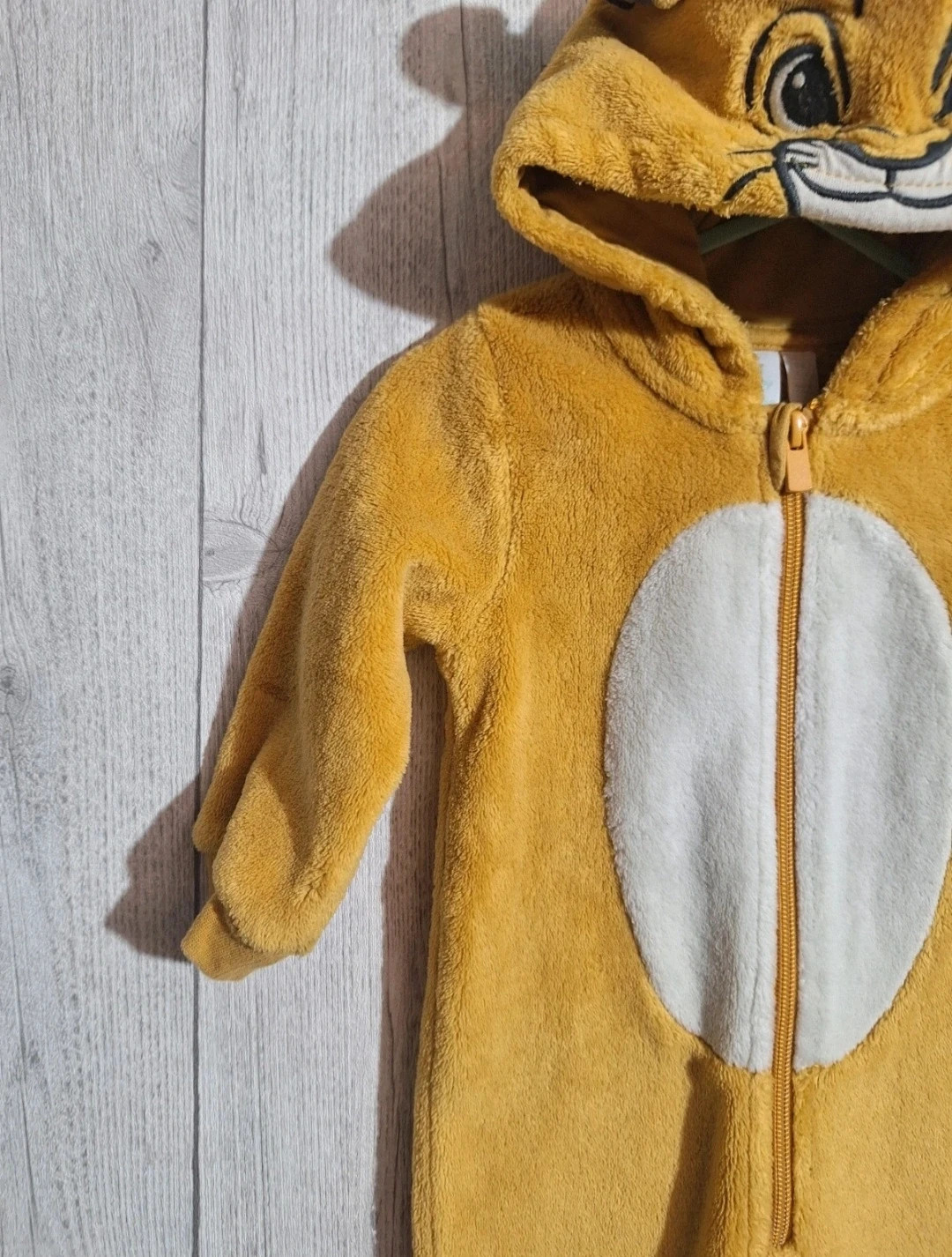 Pyjama garcon - Taille 6 mois ( 67 cm) - Disney baby - Couleur moutarde et blanc – Disney – taille 6-9 mois / 68 cm 3