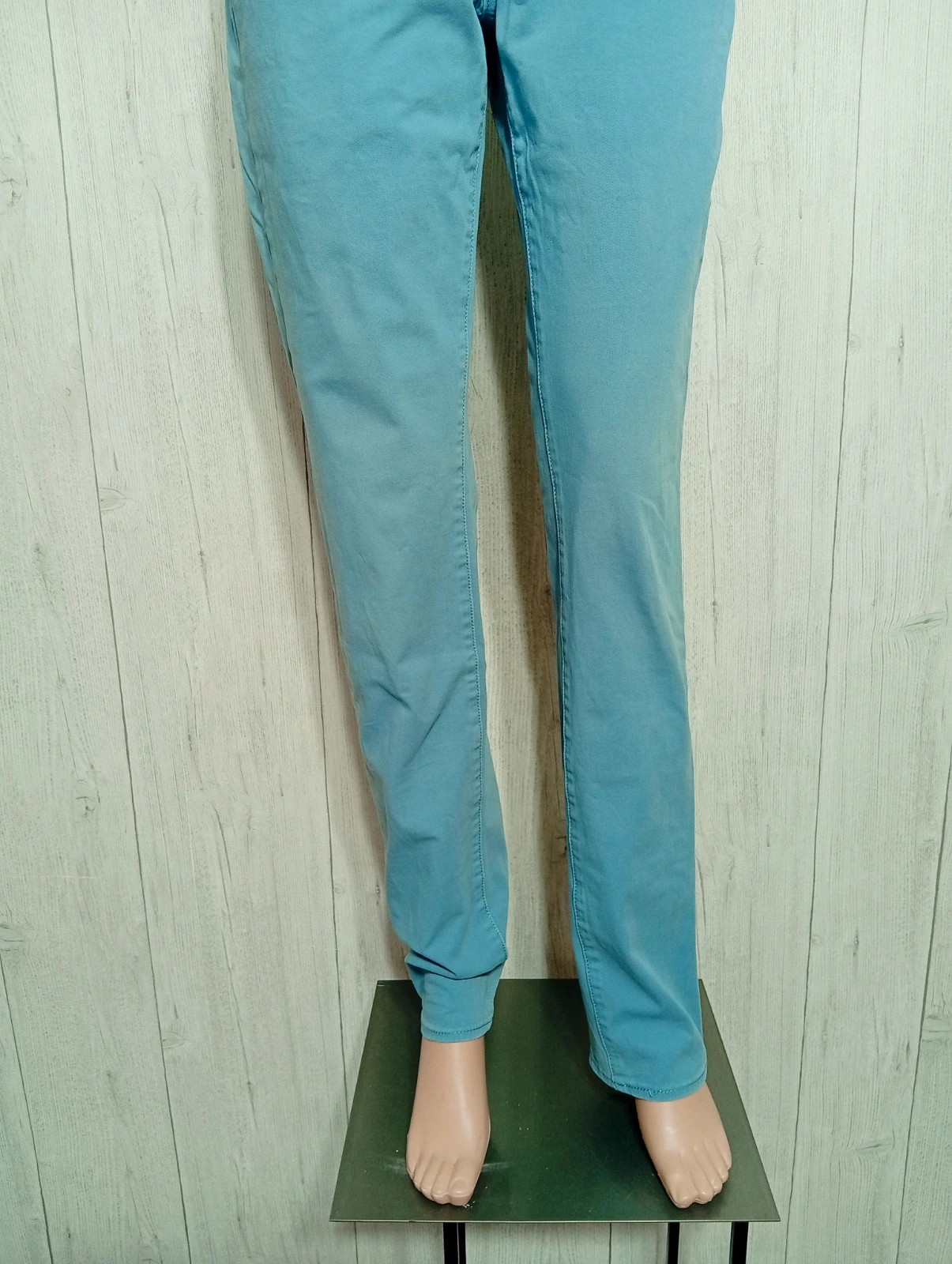 Jeans femme - taille L/40 ( W30/L34) - Levi Strauss&Co -couleur bleu – Levi Strauss & Co. – taille L / 40 / 12 3