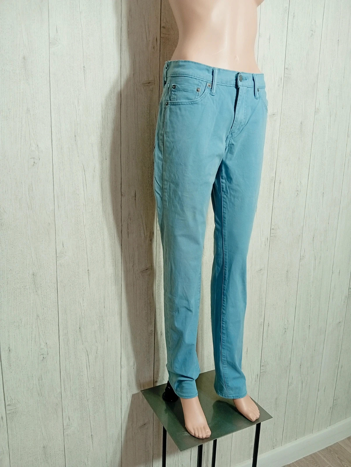 Jeans femme - taille L/40 ( W30/L34) - Levi Strauss&Co -couleur bleu – Levi Strauss & Co. – taille L / 40 / 12 4