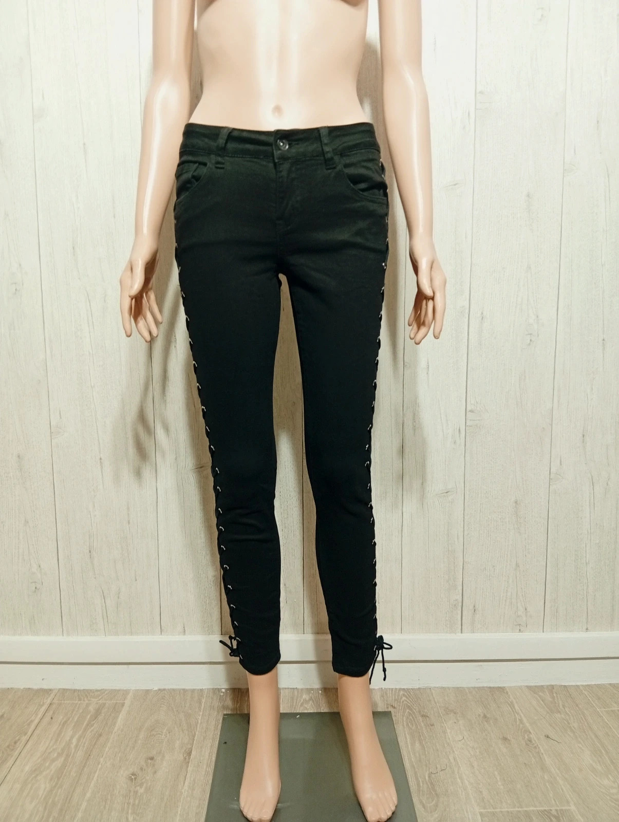 Jeans femme.- tailleM/38-Toxik3- couleur noir