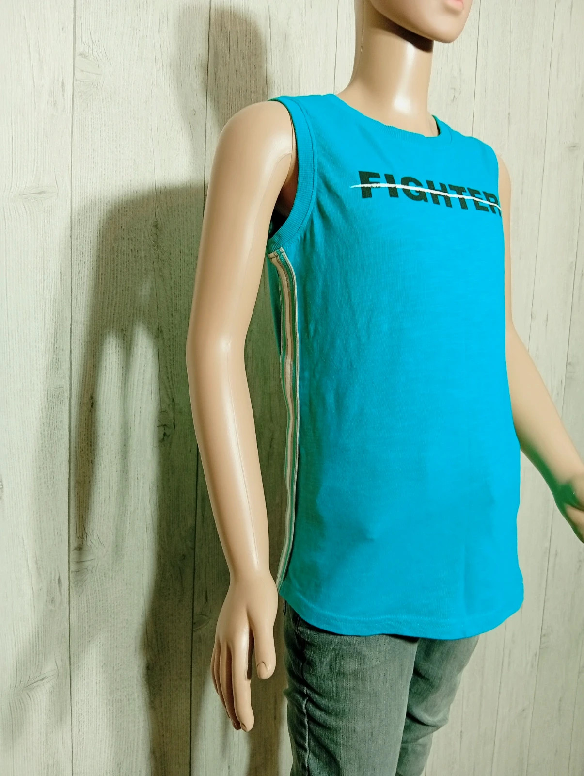 T-shirt garcon - Taille 10 ans ( 138/143 cm) - Kiabi - couleur bleu et noir – Kiabi – taille 10 ans / 140 cm 4