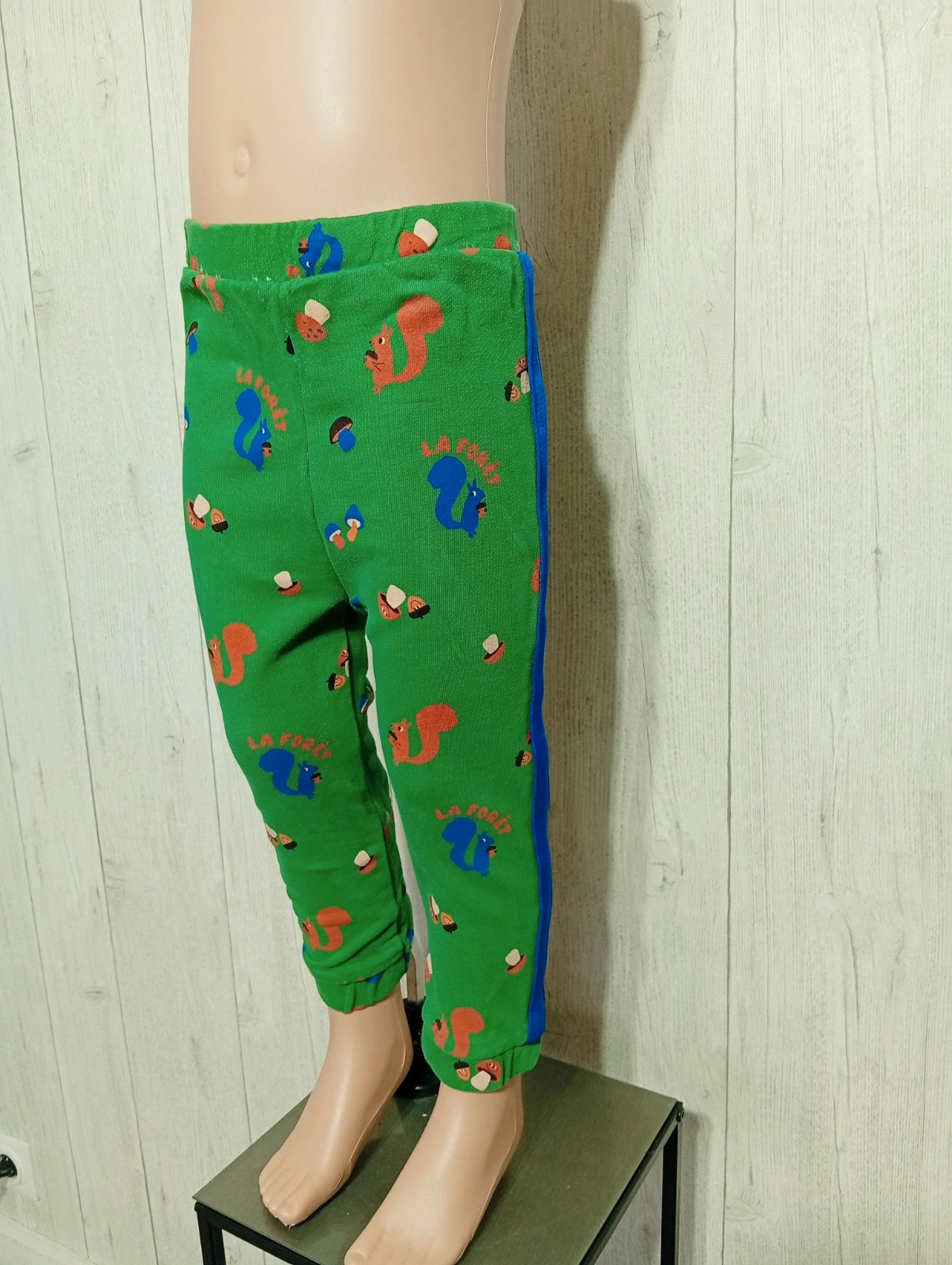 Pantalon garcon Taille 3 ans ( 94 cm) - kiabi -couleur vert multicolore – Kiabi – taille 3 ans / 98 cm 4