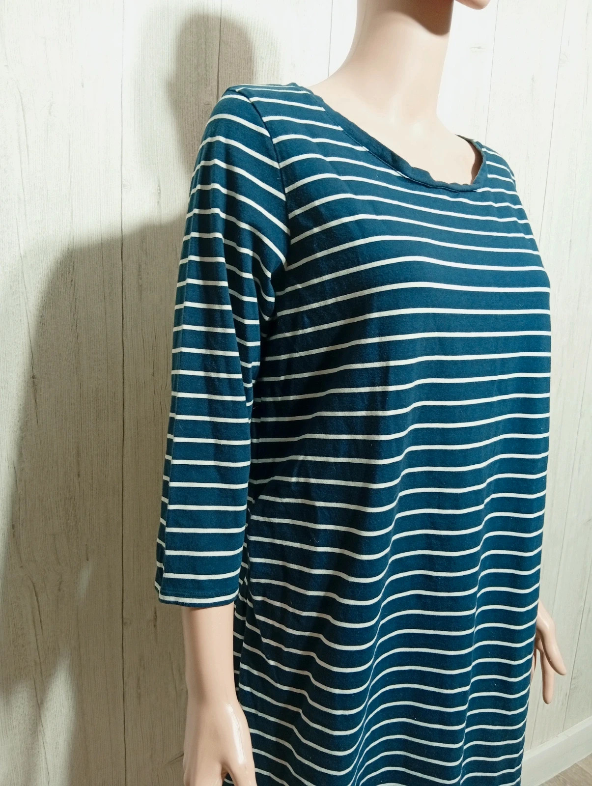 Robe femme - Taille XL/42 - Kiabi - couleur marine et blanc – Kiabi – taille XL / 42 / 14 4