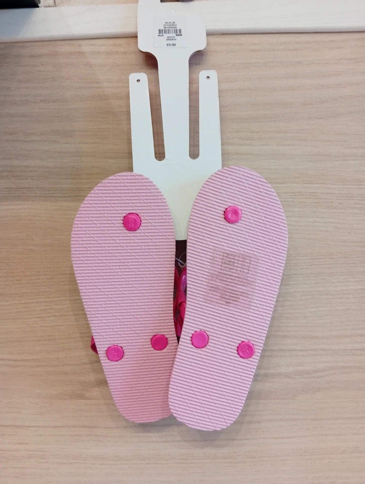 Tong fille - Taille 33/34 - Hello kitty - Couleur fushia et rose – Hello Kitty – taille 33 2