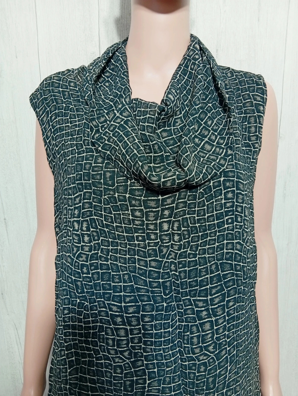Blouse sans manche femme- taille 46 - M&S Mode - couleur noir et creme – M&S Mode – taille XXXL / 46 / 18 2