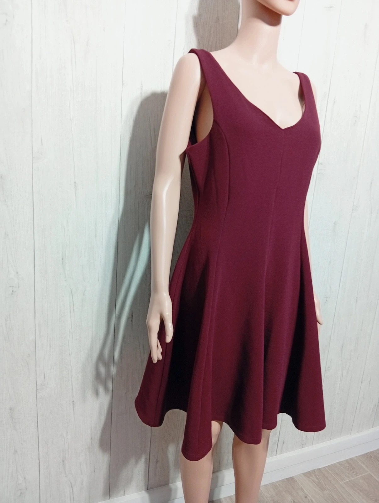 Robe femme- Taille XL/42 - La Halle - couleur bordeau – La Halle – taille XL / 42 / 14 4
