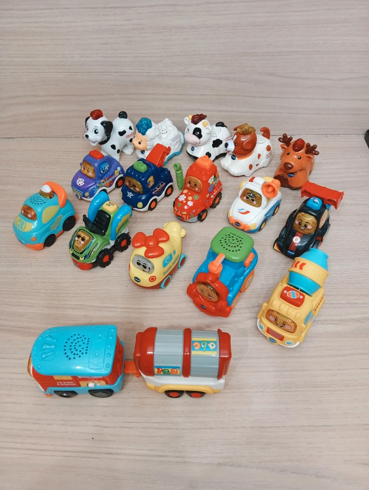 Lot de 17 tut tut bolide - musicale & lumineux - VTech - multicolore
