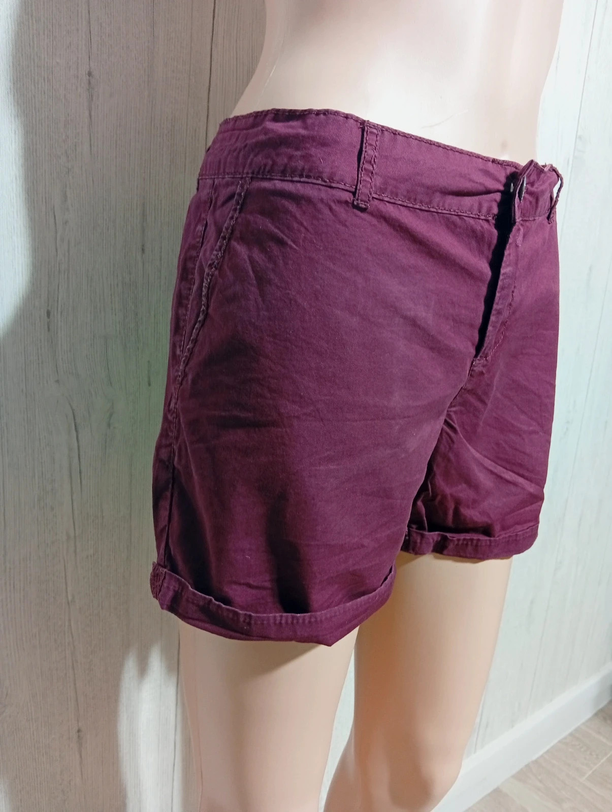 Short femme - Taille M/38 - Camaieu - couleur bordeau – Camaïeu – taille M / 38 / 10 3