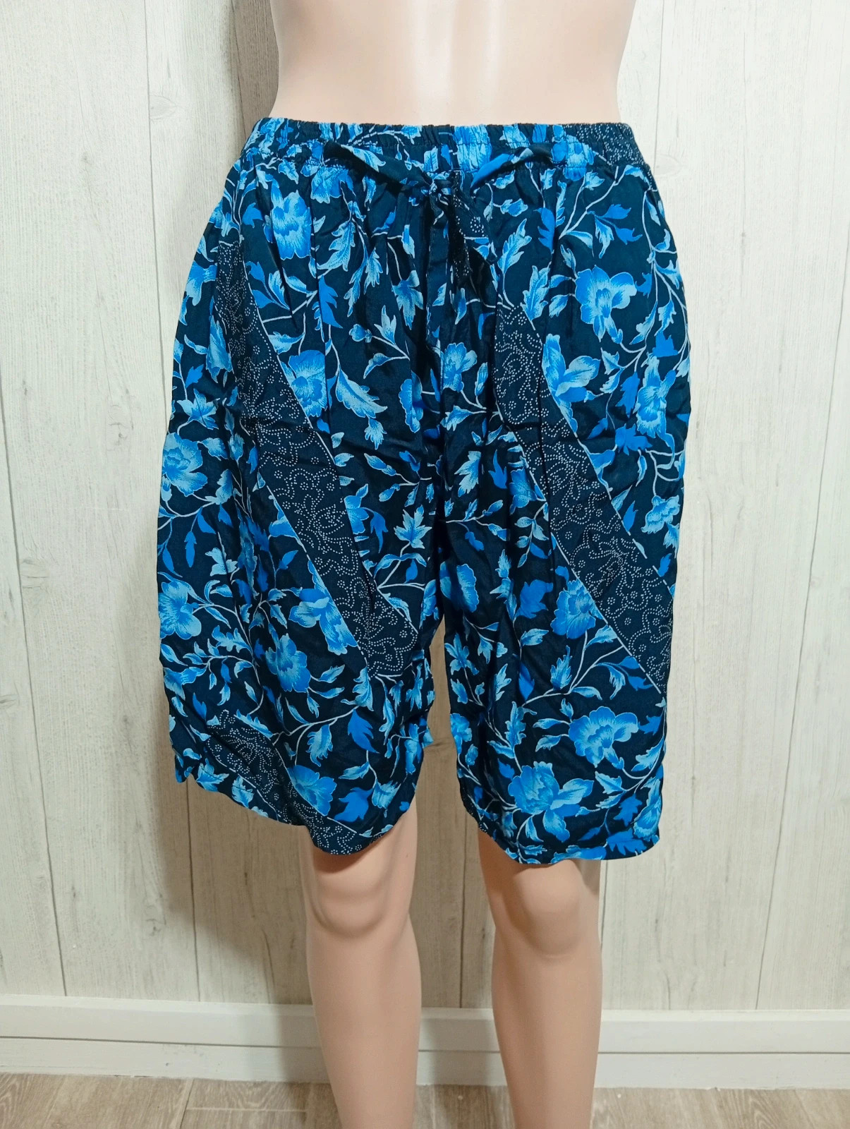 Short femme - Taille unique - couleur marine et bleu – taille Taille unique