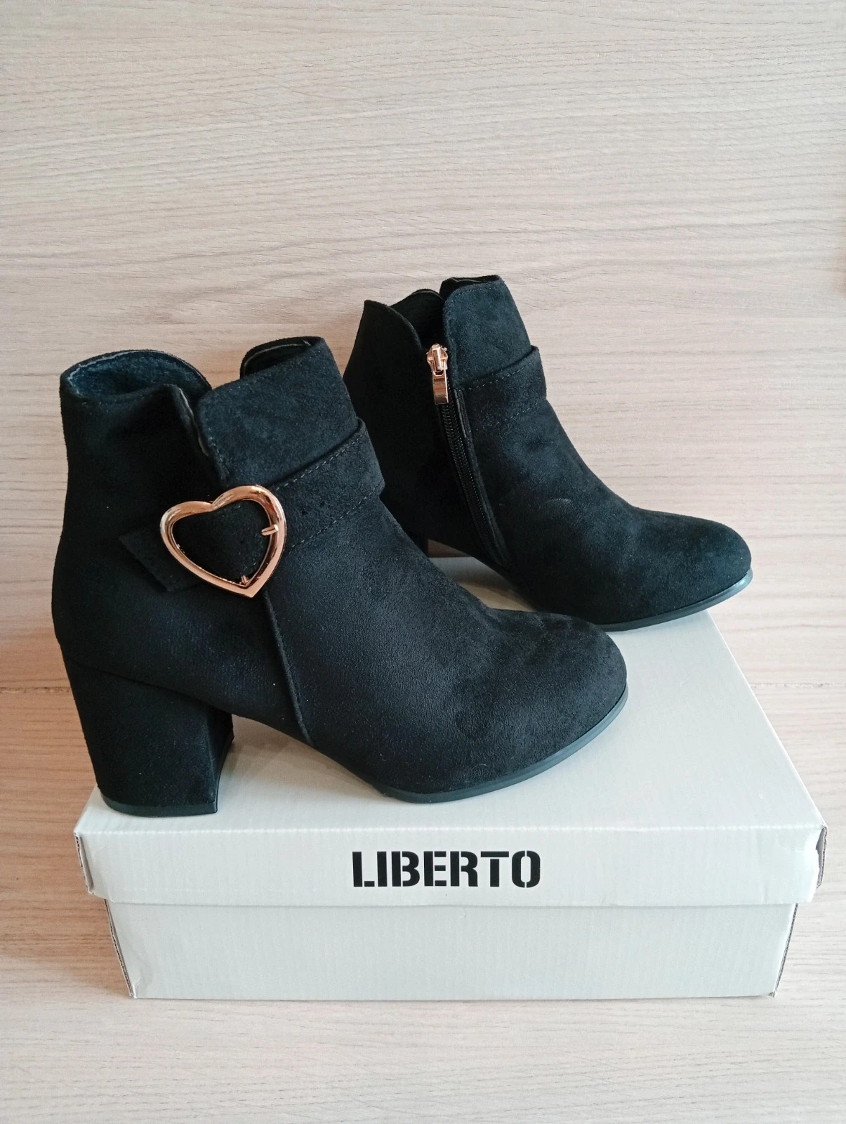 Bottines femme - Taille 39 - couleur noir – taille 39