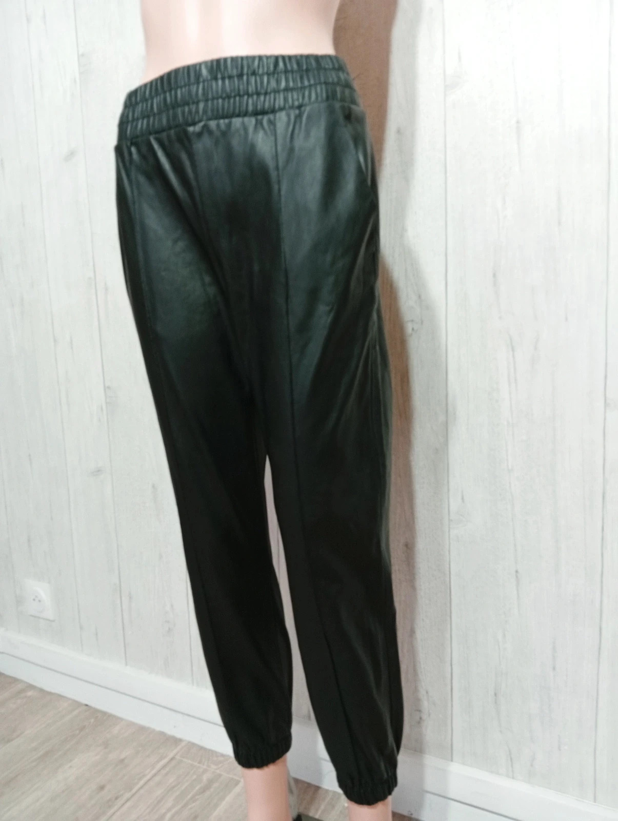 Pantalon en cuir fille - Taille XS/14 ans - bershka - couleur noir – Bershka – taille 14 ans / 164 cm 5