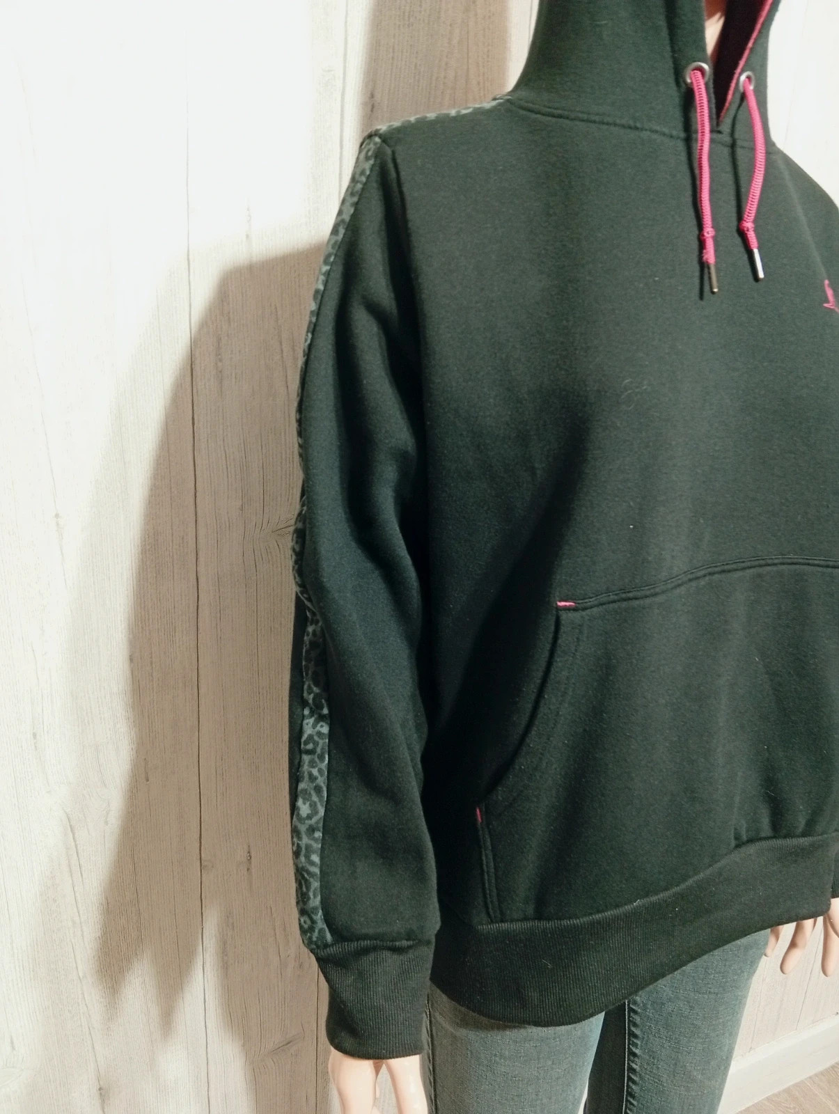 Pull à capuche femme - Taille XL/42- australian- couleur noir et fushia – Australian – taille XL / 42 / 14 4