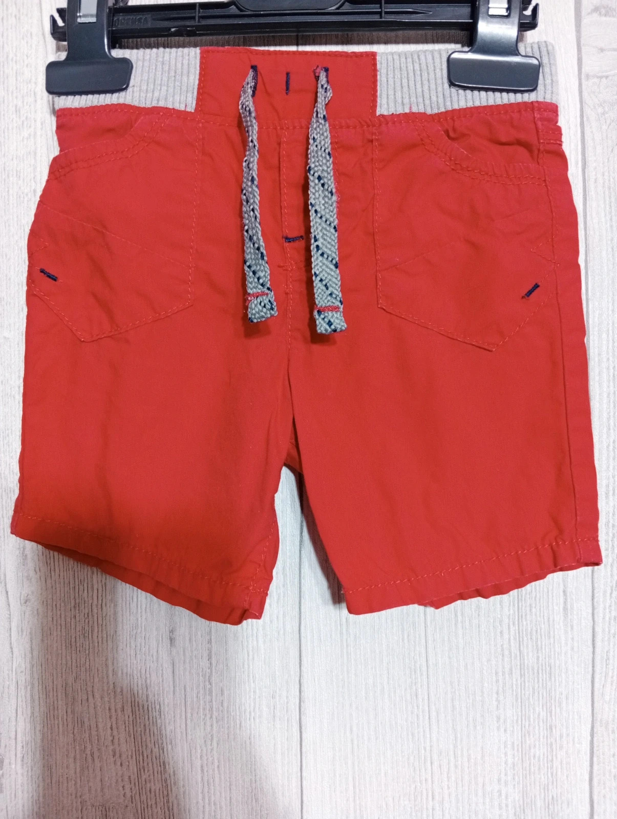 Short garcon- Taille 12 mois (74 cm) - inextenso- couleur rouge et gris – In Extenso – taille 9-12 mois / 74 cm 3