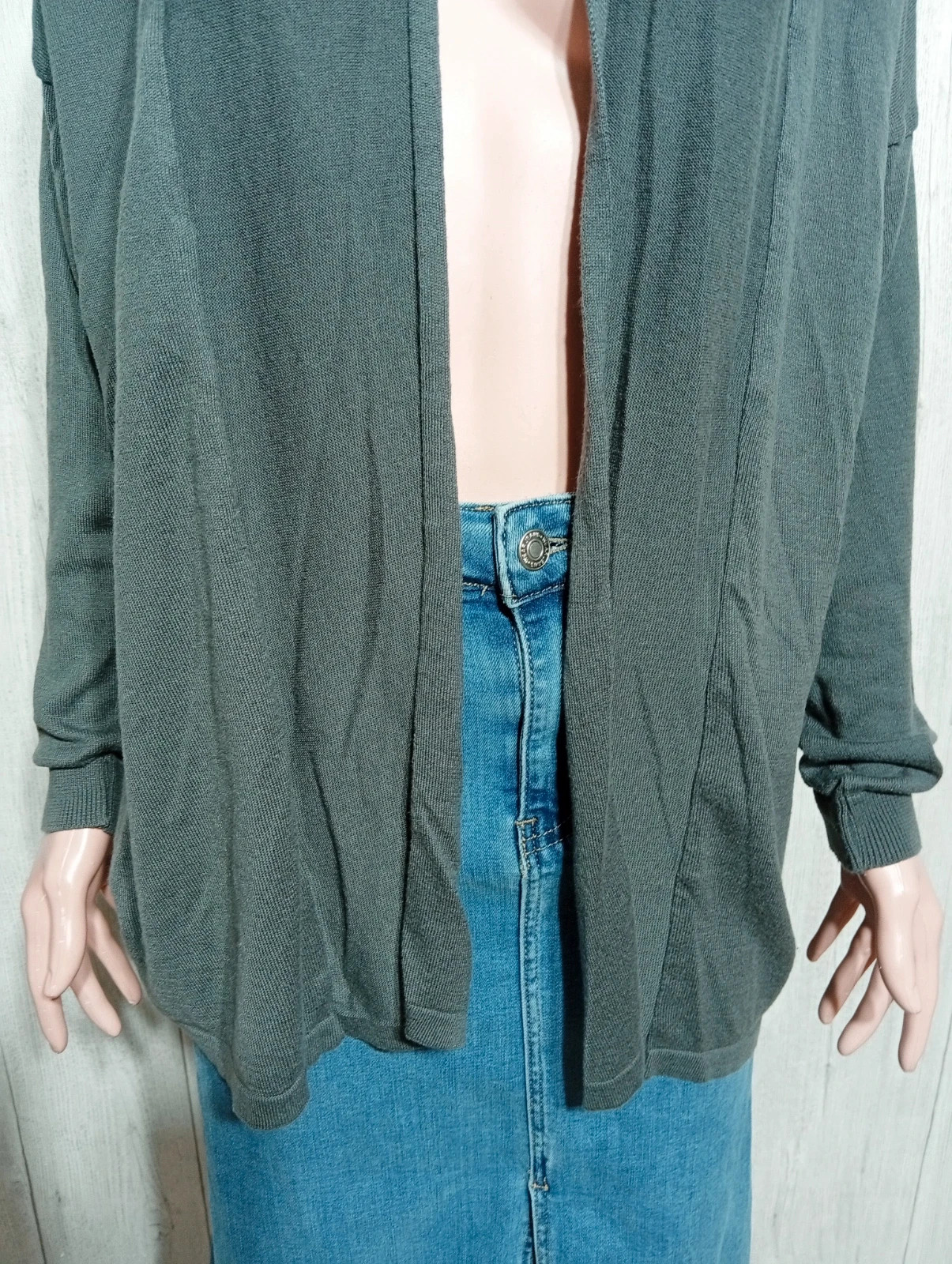 Cardigan femme- camaieu- taille XL/42 (taille 4)- couleur gris – Camaïeu – taille XL / 42 / 14 3