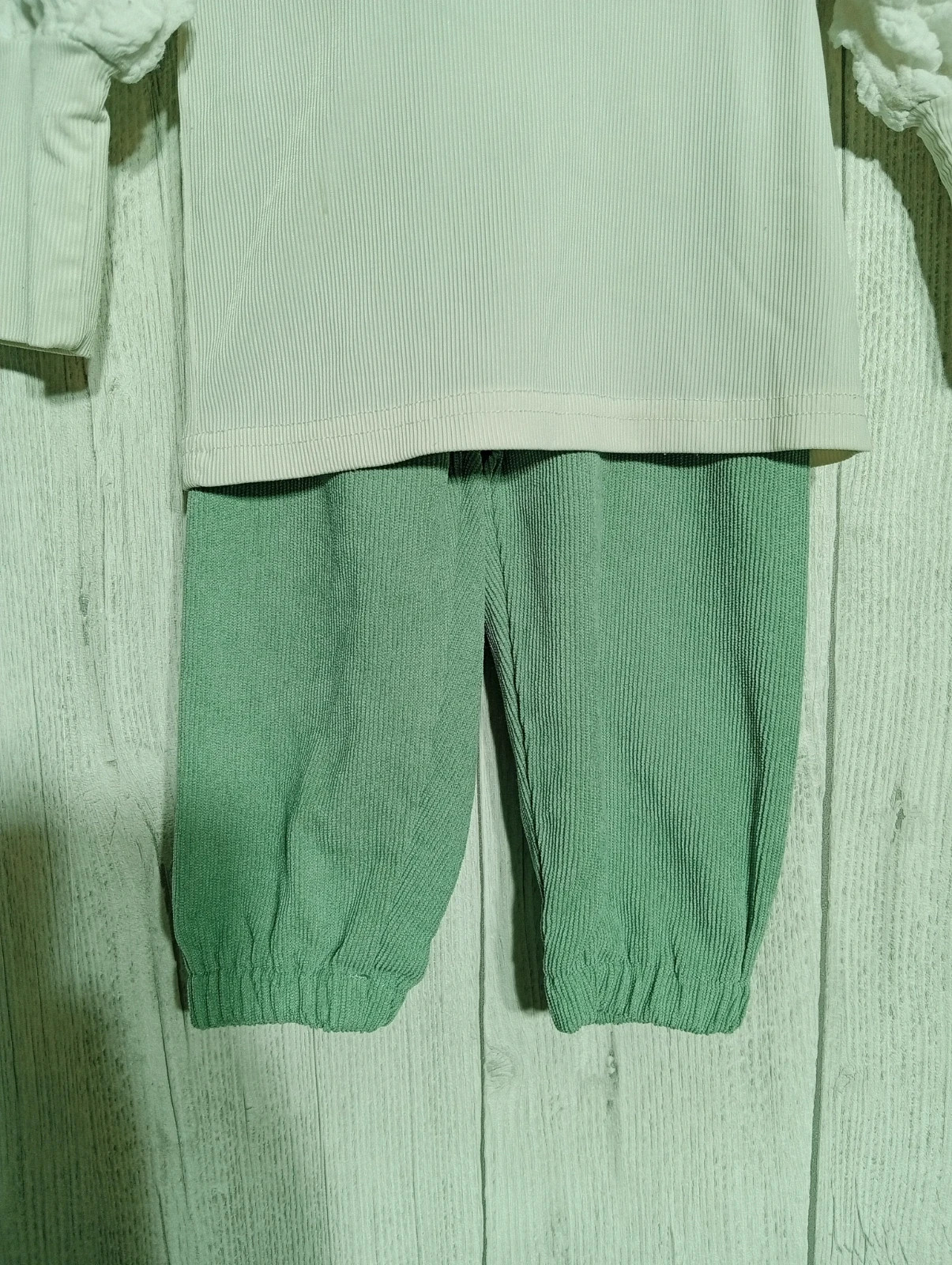 Ensemble 2 pièces fille - Taille 6/9 mois- Couleur vert et creme – taille 6-9 mois / 68 cm 3