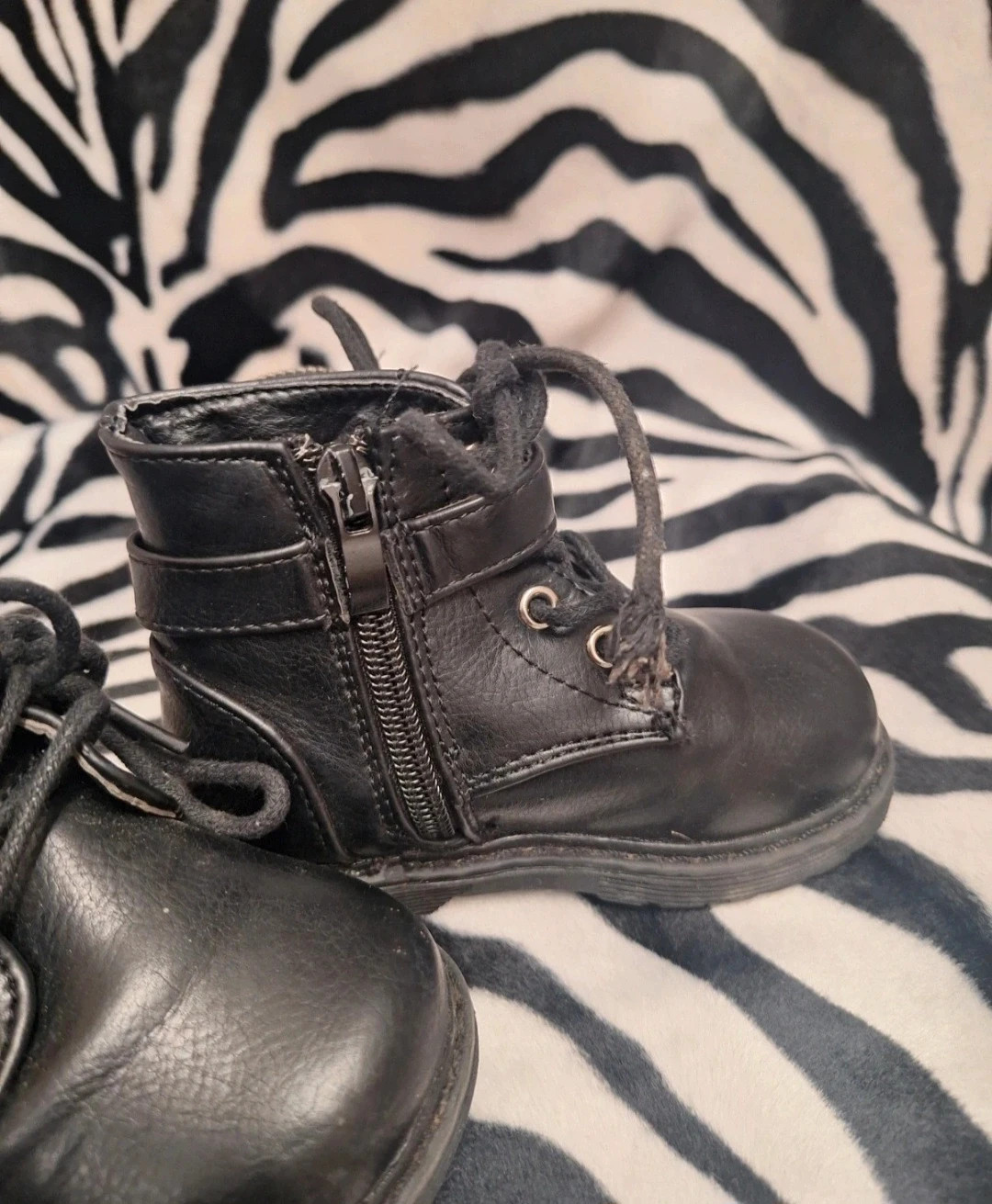 Bottines fille - Taille 22 - couleur noir – taille 22 4