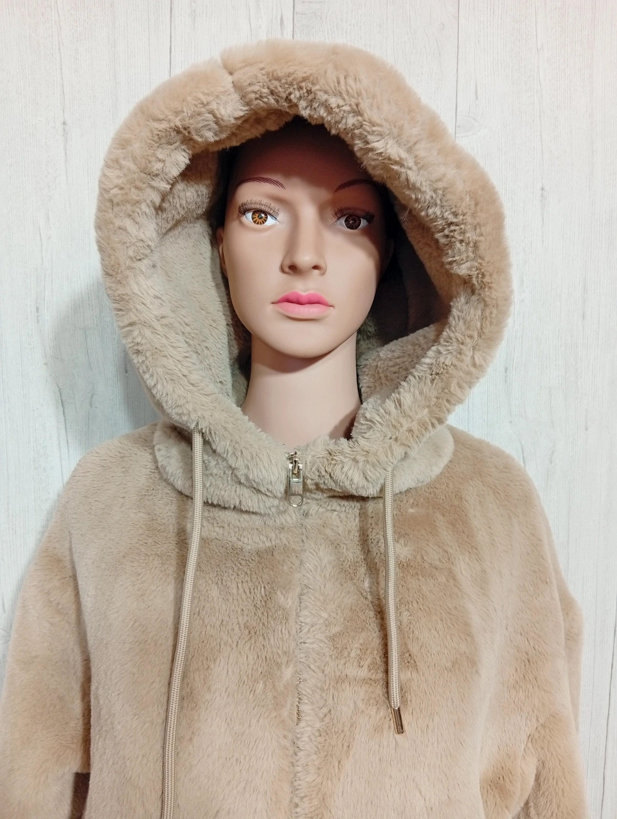 Manteau en fausse fourrure femme - stradivarius - taille M/38 - couleur marron- neuf – Stradivarius – taille M / 38 / 10 2