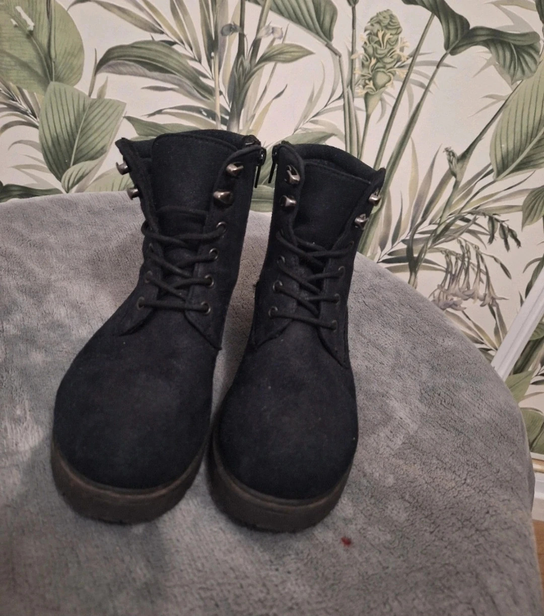 Bottines fille - out shoes - taille 37 - de couleur noir – Out Shoes – taille 37 3