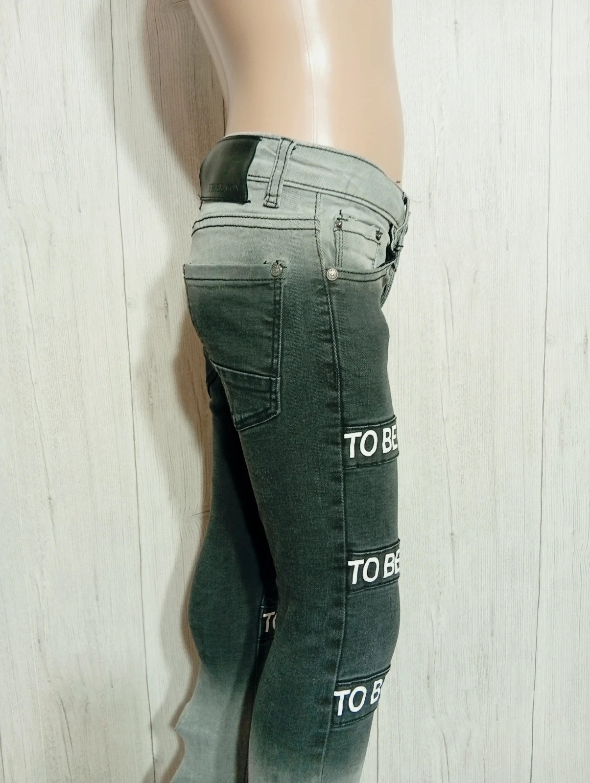 Jeans garcon - Taille 8 ans - freeboy - de couleur noir et gris – Freeboy – taille 8 ans / 128 cm 5