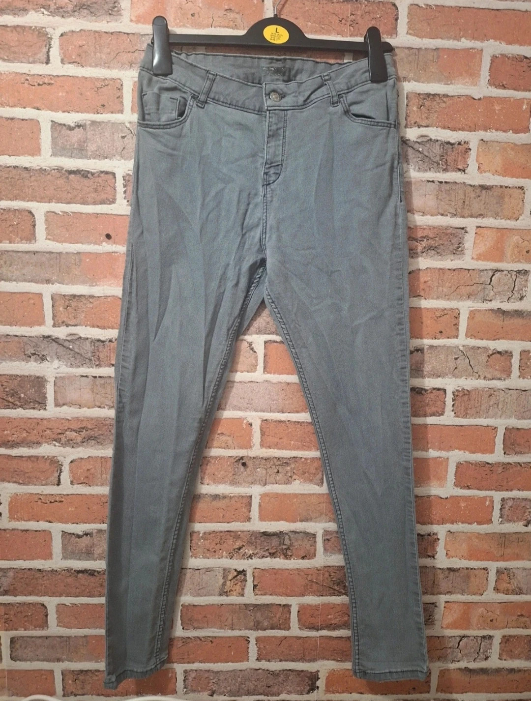 Jeans femme - kiabi - Taille XL/42 - de couleur gris – Kiabi – taille XL / 42 / 14