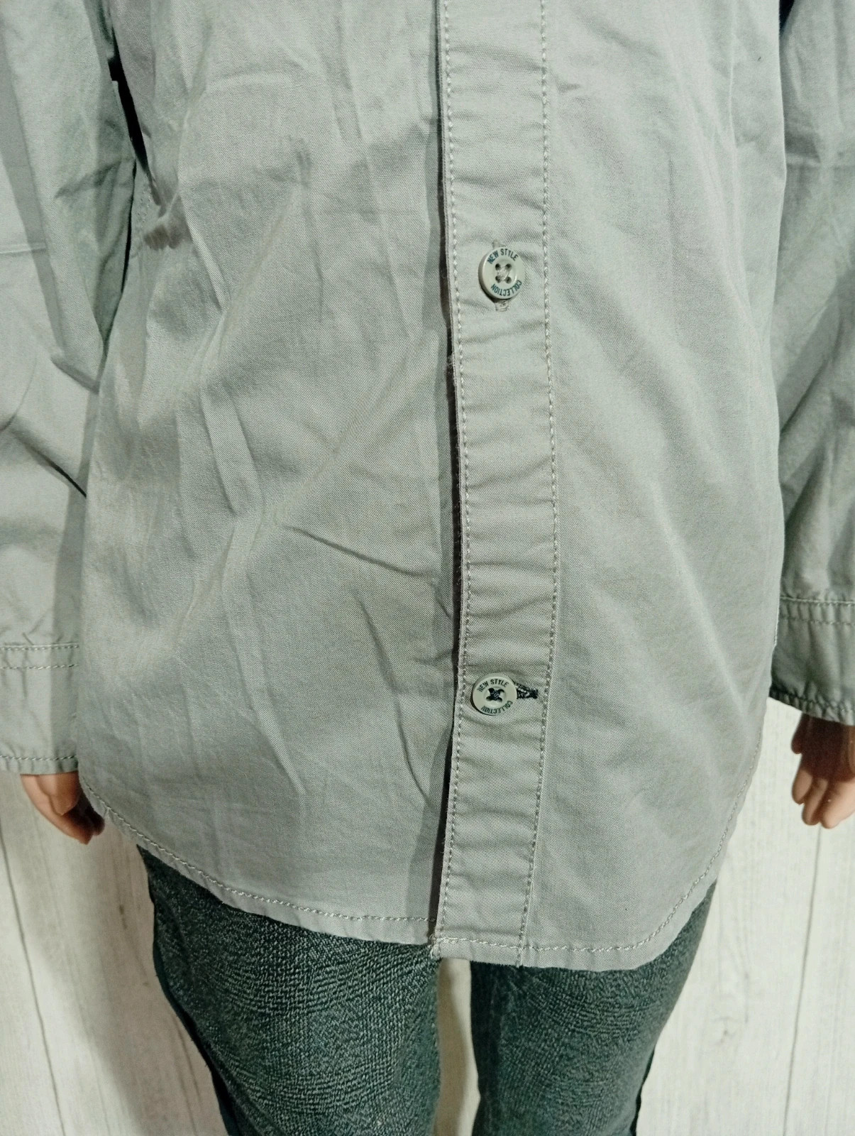 Chemise garcon kiabi Taille 5 ans ( 108/113 cm) de couleur gris – Kiabi – taille 5 ans / 110 cm 3
