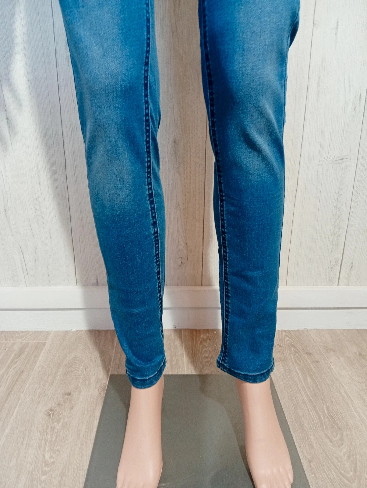 Jeans femme- taille L/40 - mosquitos - de couleur bleu – Mosquitos – taille L / 40 / 12 3