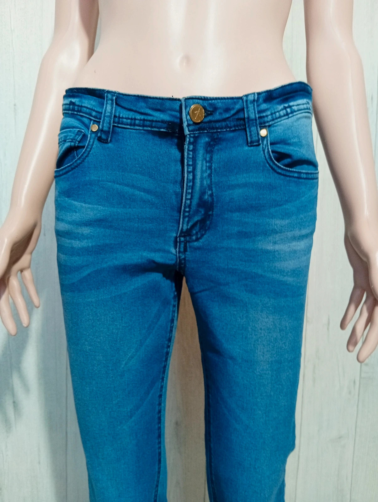 Jeans femme- taille L/40 - mosquitos - de couleur bleu – Mosquitos – taille L / 40 / 12 2