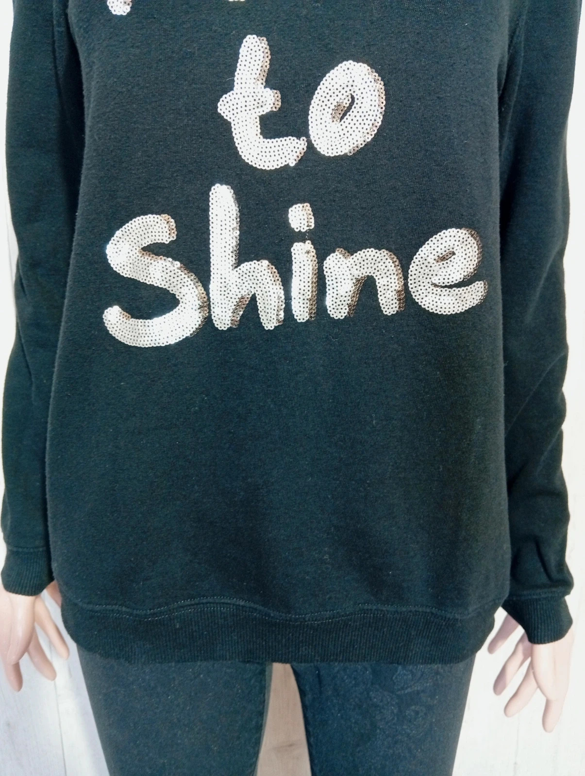 Pull femme - bizzbee - taille M/38 - de couleur noir et argente – Bizzbee – taille M / 38 / 10 3