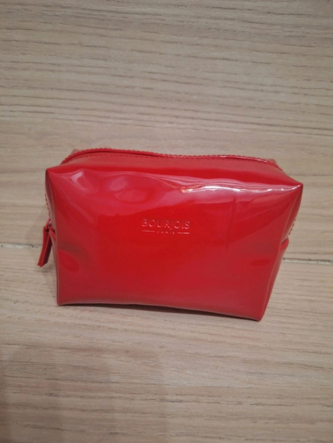 Trousse à maquillage rouge bourjois – bourjois