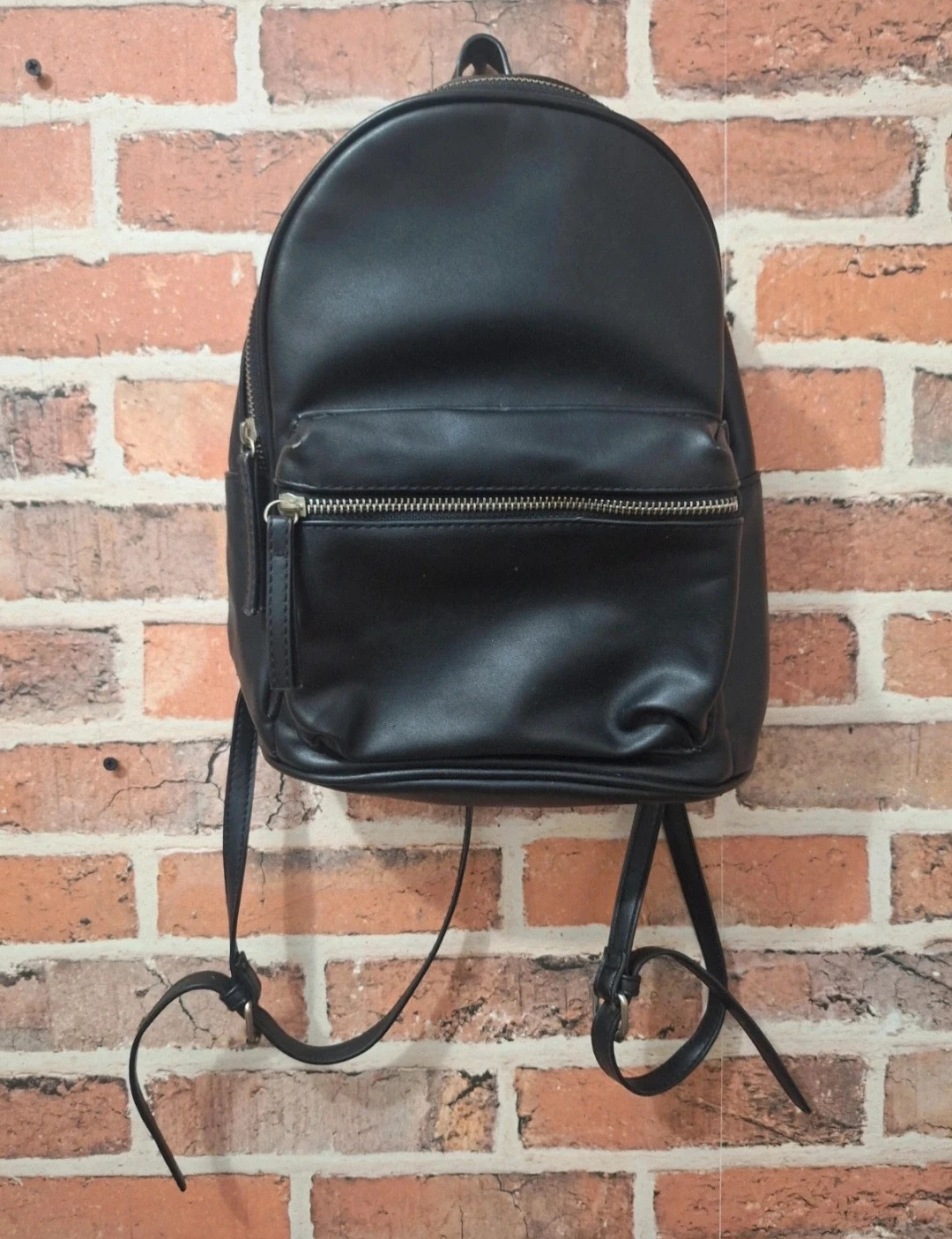 Sac à dos femme bershka de couleur noir